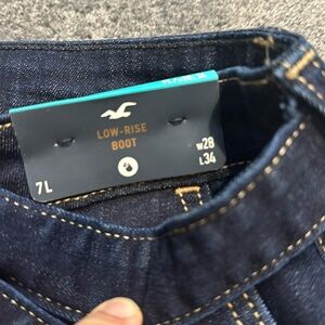 Hollister Low Rise Boot Cut Soft Stretch juniors Denim Dark Belted Jeans NWT